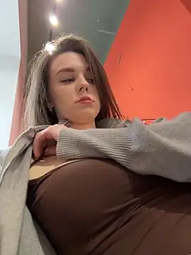 Ttixmila's sex show image