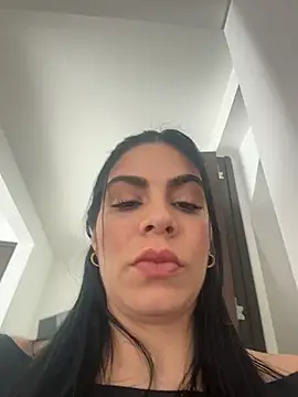 valecruz903's sex show image