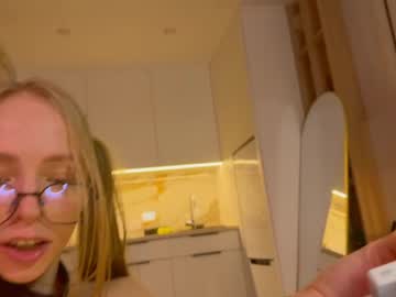 britakiss's sex show image