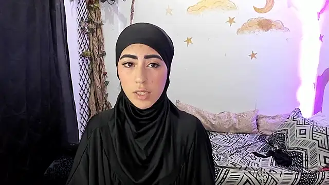 Изображение секс-шоу модели chaymae_nah_