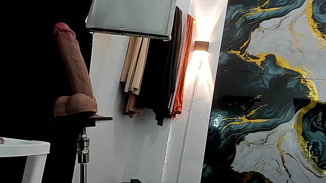 chaymae_nah_'s sex show image