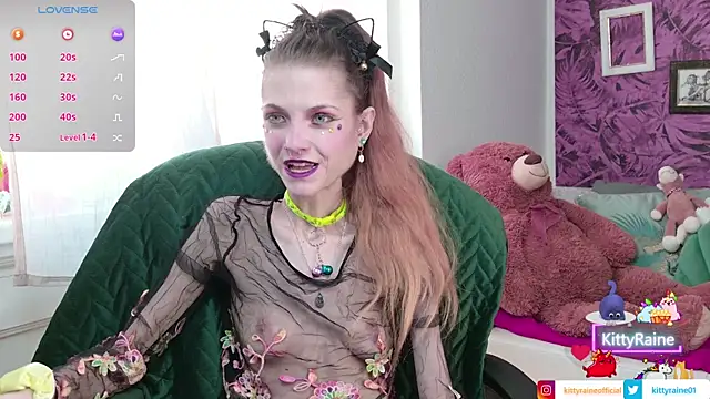 Изображение секс-шоу модели KittyRaine