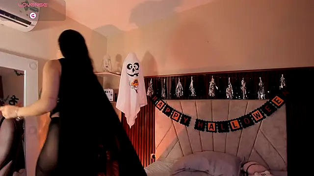 Изображение секс-шоу модели _Niah_ Изображение секс-шоу модели _Niah_