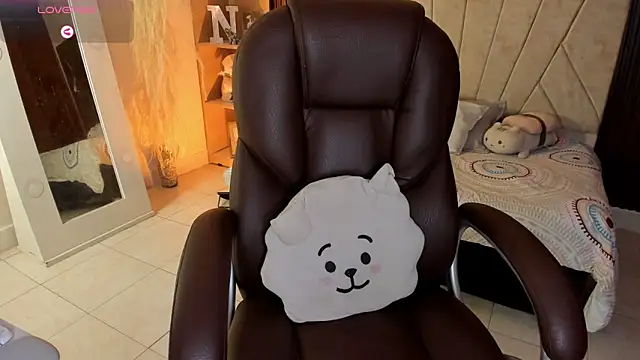 _Niah_'s sex show image