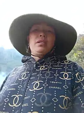 _Helala_'s sex show image