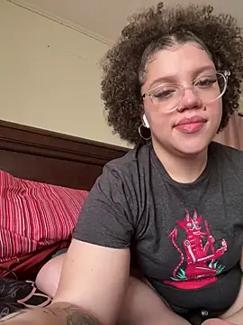 QueenNuttCollector's sex show image