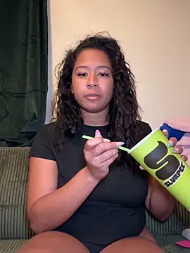 AshleyLoveee's sex show image AshleyLoveee's sex show image