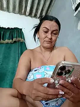 Horny-Mommy-Dirty's sex show image