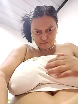 Horny-Mommy-Dirty's sex show image