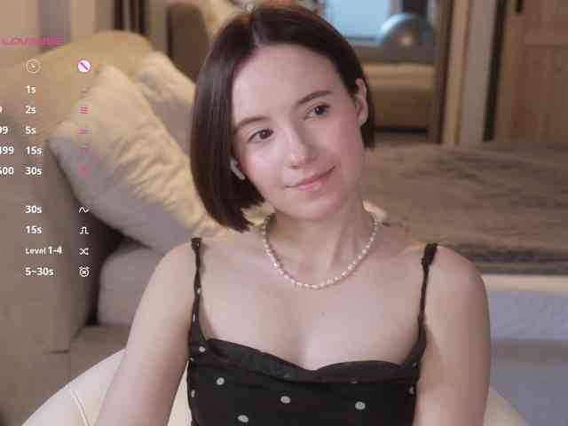 -FemaleEssence-'s sex show image -FemaleEssence-'s sex show image