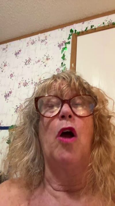 Sexshow-Bild von curvygranny1972