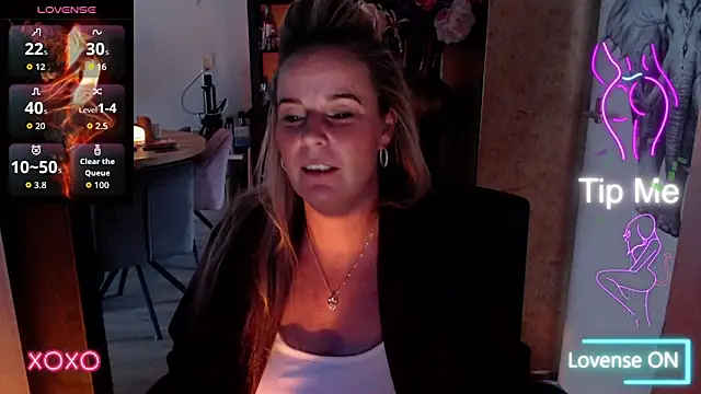 MystiqueMaven's sex show image