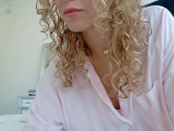 theislandgirl's sex show image