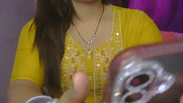 Punjaban_patola's sex show image