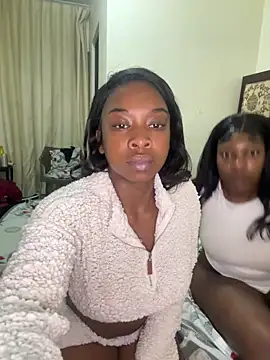 Изображение секс-шоу модели Hotcouch