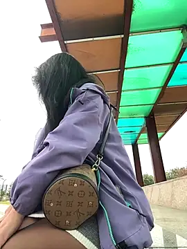 so-linger's sex show image