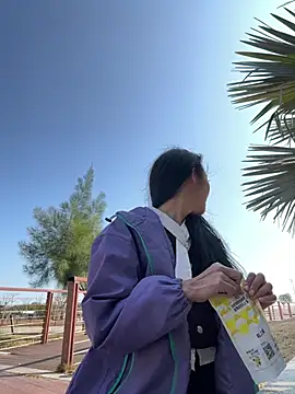 so-linger's sex show image