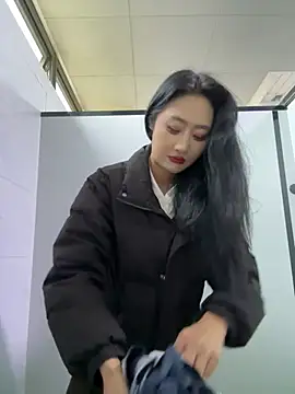 so-linger's sex show image