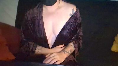 Изображение секс-шоу модели SaihtamX