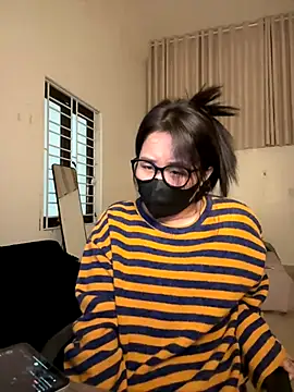 Vn___CUA's sex show image