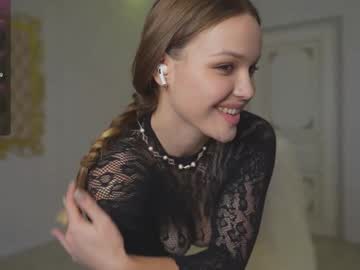 peachylina's sex show image