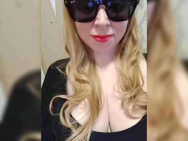 Изображение секс-шоу модели DashaKisa951