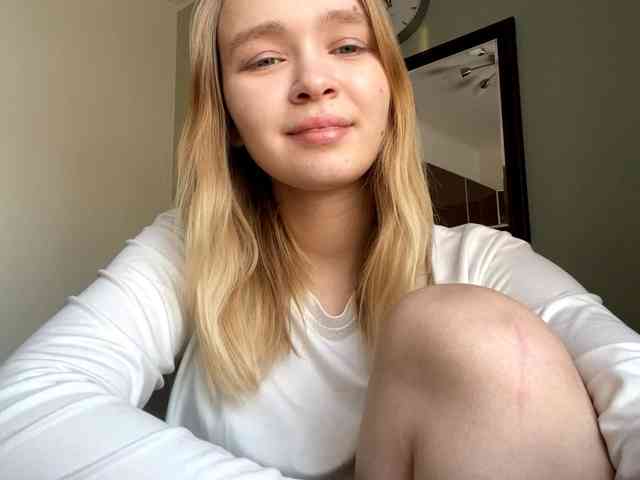 HerminiaLanting's sex show image