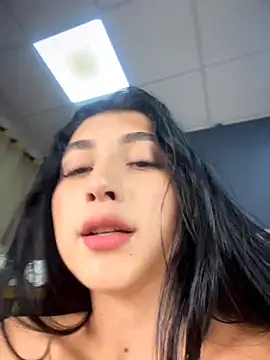 BadLilAngelXXX's sex show image