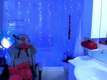 likaklint's sex show image