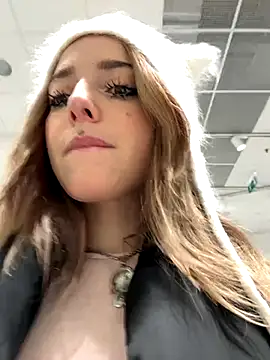 LoraaDoll's sex show image LoraaDoll's sex show image