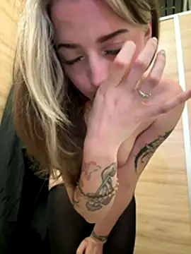 LoraaDoll's sex show image LoraaDoll's sex show image