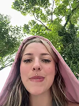 LoraaDoll's sex show image