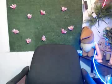 umi_pinay69xx's sex show image