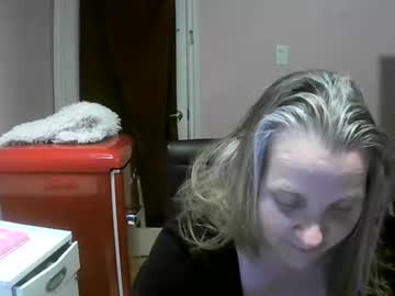 Изображение секс-шоу модели chealsiek Изображение секс-шоу модели chealsiek