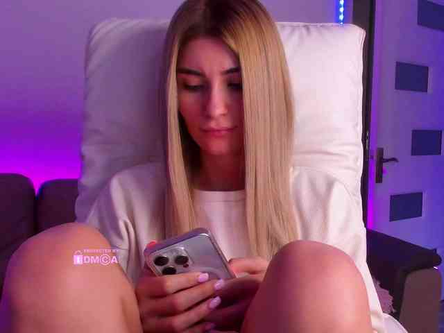 Изображение секс-шоу модели meow