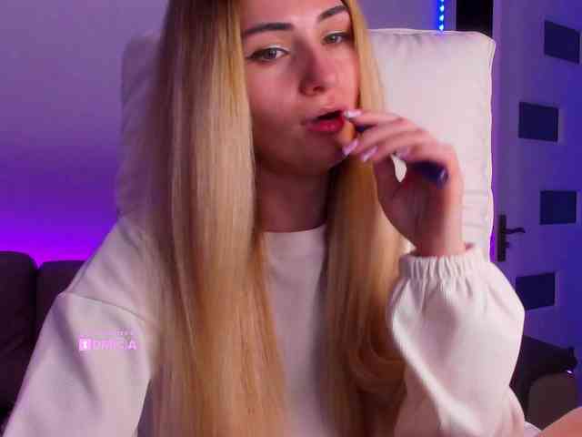 meow's sex show image