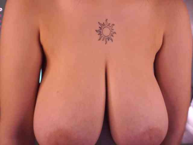 Изображение секс-шоу модели AnuricBriny