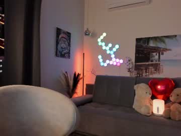 victorias_world's sex show image