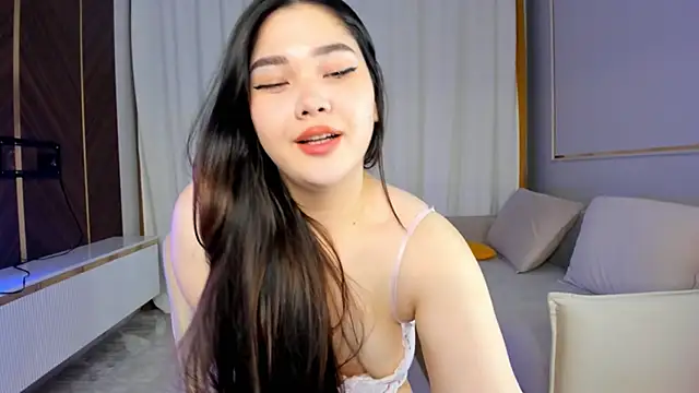 yummmymommy's sex show image