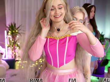 sunnyfia's sex show image