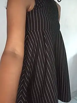 venuki_ihalagamage's sex show image
