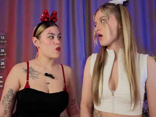 Mari8mira's sex show image