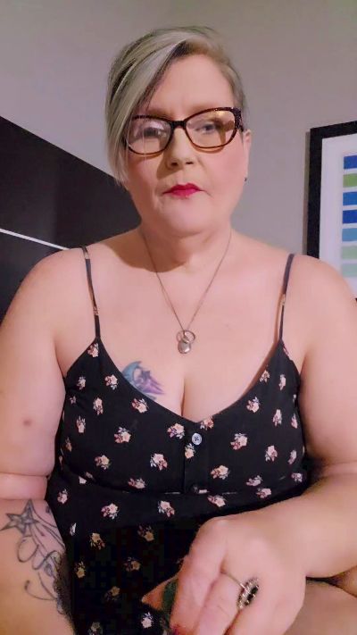 DeesPretties's sex show image