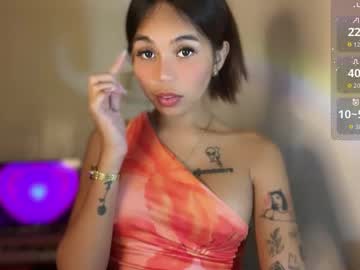 Sexshow-Bild von petitegirlx69