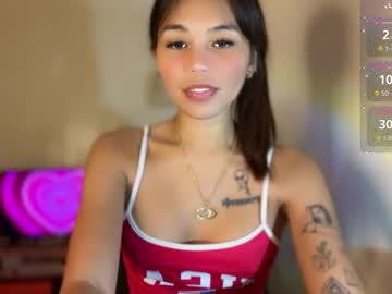 Sexshow-Bild von petitegirlx69