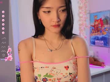 yung_leana's sex show image