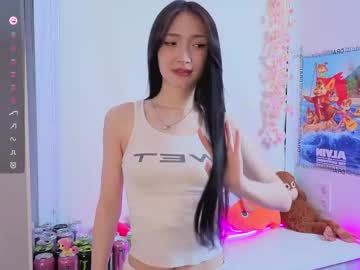 yung_leana's sex show image