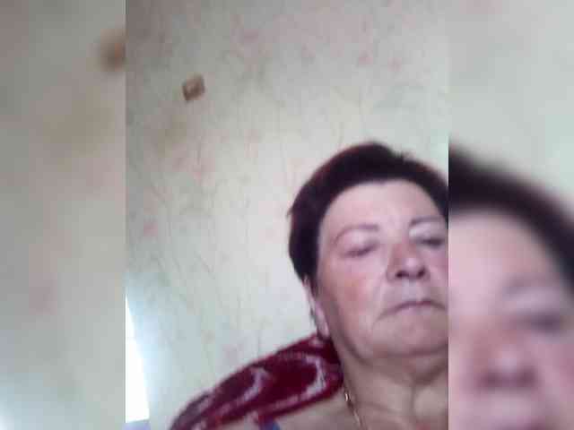 Empresswoman's sex show image Empresswoman's sex show image