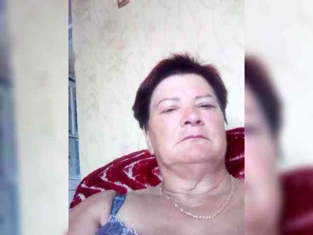 Empresswoman's sex show image Empresswoman's sex show image