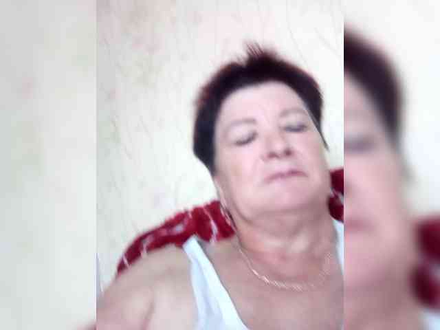 Empresswoman's sex show image Empresswoman's sex show image